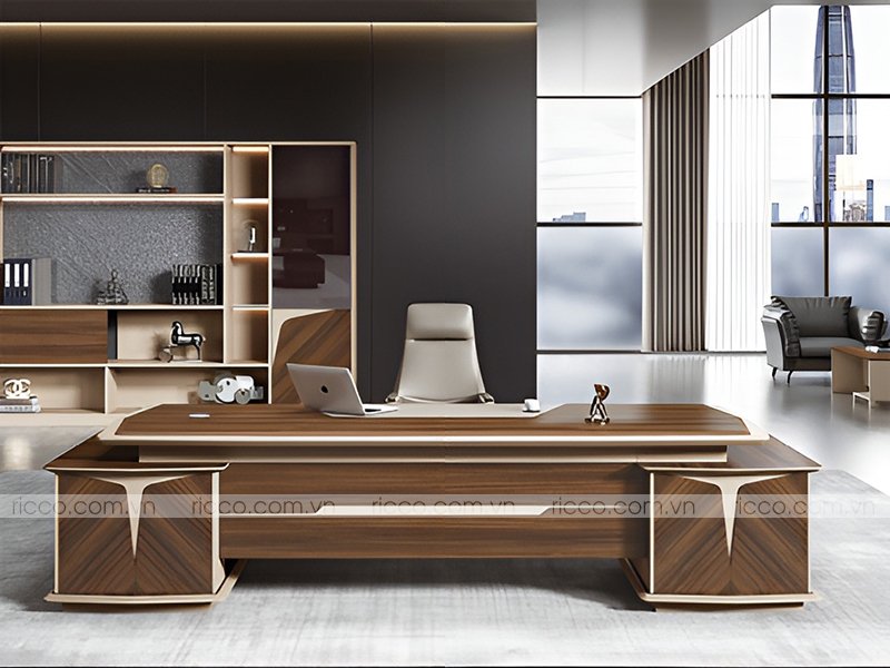 bàn giám đốc tương xứng với diện tích phòng