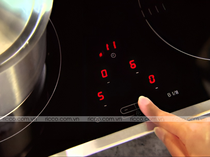 chưa hiểu rõ các nút của bếp từ